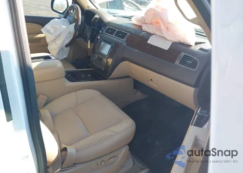 2012 GMC Yukon Xl 1500 Denali из США, поврежденный, VIN 1GKS2MEF7CR284531